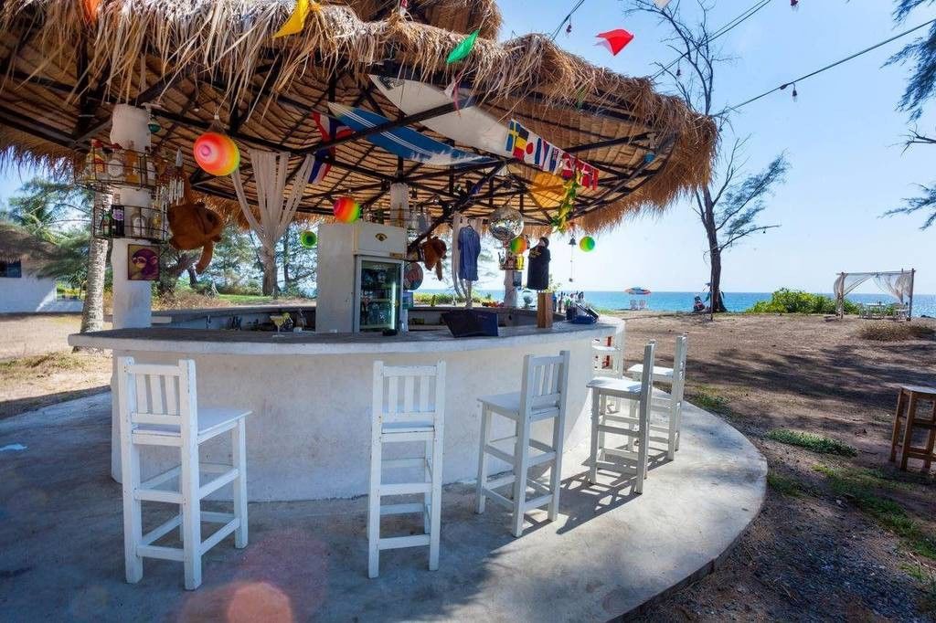 Micky Monkey Beach At Maikhao Beach Hotel Mai Khao ภายนอก รูปภาพ